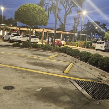 Chick-fil-A - Short line this time. - Fast Food Near Me - Temple Terrace, Florida