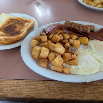 Wren's Cafe - Cafe special... - Breakfast & Brunch Near Me - Vacaville, California Wren's Cafe - Cafe special... - Breakfast & Brunch Near Me - Vacaville, California