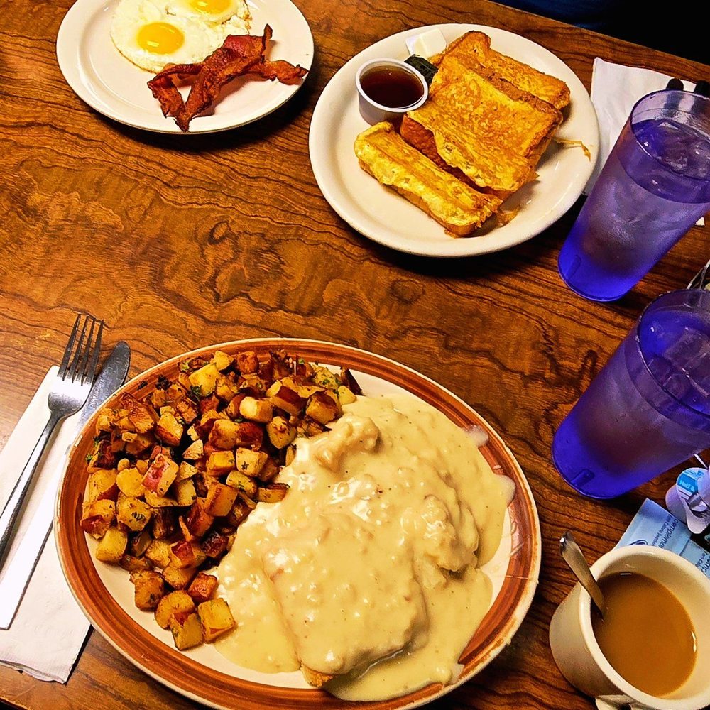 Cricket Country Kitchen - Breakfast & Brunch Near Me - Sacramento, California Cricket Country Kitchen - Breakfast & Brunch Near Me - Sacramento, California