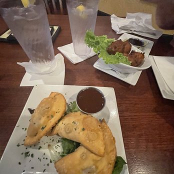 Hemingway's Tavern - empanadas and lobster corn fritters to start - New American Near Me - Melbourne, Florida Hemingway's Tavern - empanadas and lobster corn fritters to start - New American Near Me - Melbourne, Florida