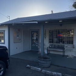 Limit Out Bait & Tackle - Front of store