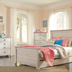 Chicago Best Furniture - Two-tone finish in white wash replicated worn through paint with authentic touch and a replicated wood grained block pattern with authentic