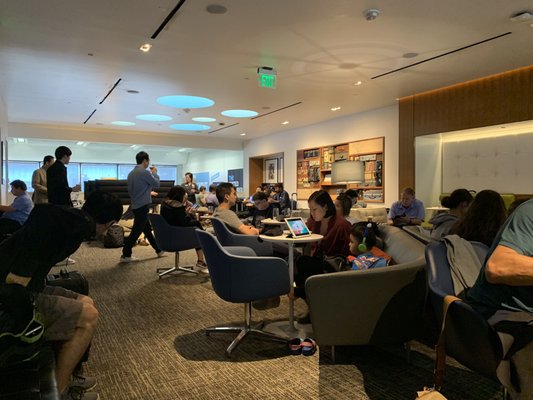 The Centurion Lounge 1178 Photos 550 Reviews Airport Lounges 780 S Airport Blvd San Francisco Ca Yelp