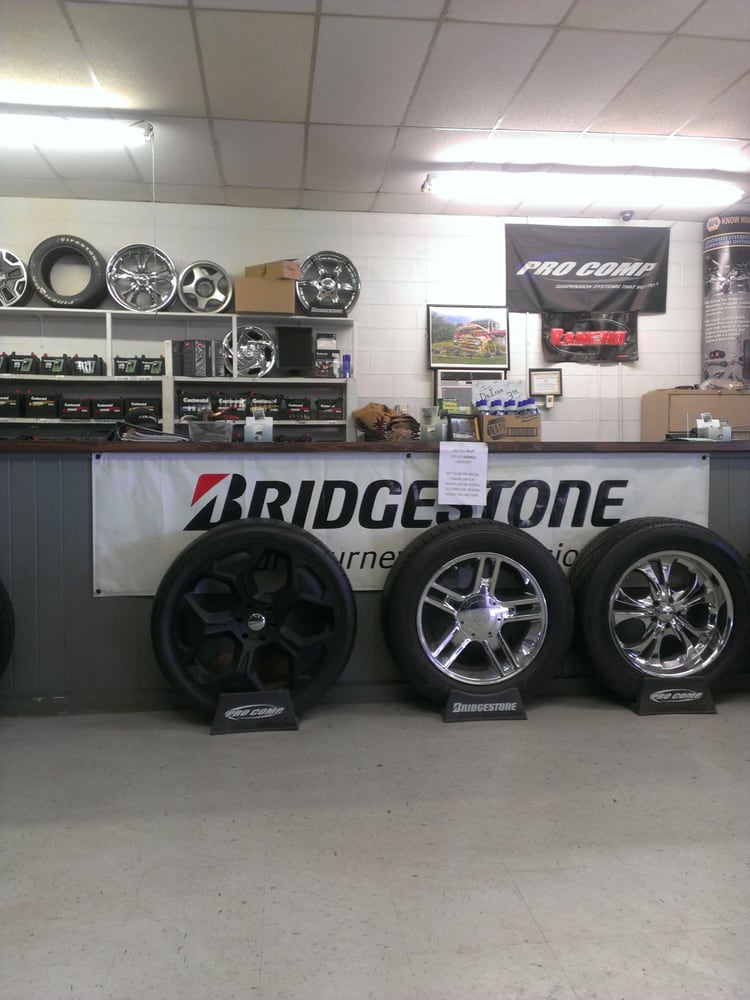 FRED’S TIRE & BATTERY Updated September 2024 16 W Highland St