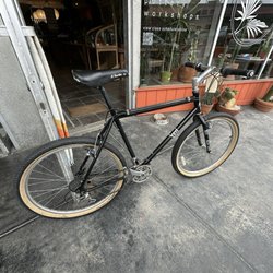 Bernie's Bike Shop - Another great bike build courtesy of Roger at Bernie's Bikes!
