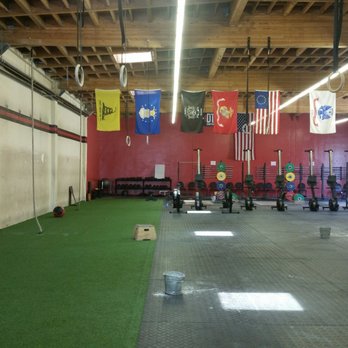 ESTLR Athletics - Trainers Near Me - Los Angeles, California ESTLR Athletics - Trainers Near Me - Los Angeles, California