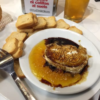 La Gitana Loca - Goat cheese and honey (I am not a fan of goat cheese but my friend loved it!) - Tapas Bars Near Me - Seville, SE La Gitana Loca - Goat cheese and honey (I am not a fan of goat cheese but my friend loved it!) - Tapas Bars Near Me - Seville, SE