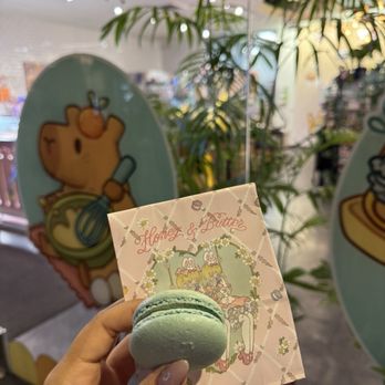 Honey & Butter Macarons - Sea Salted Caramel Macaron - Macarons Near Me - Irvine, California Honey & Butter Macarons - Sea Salted Caramel Macaron - Macarons Near Me - Irvine, California