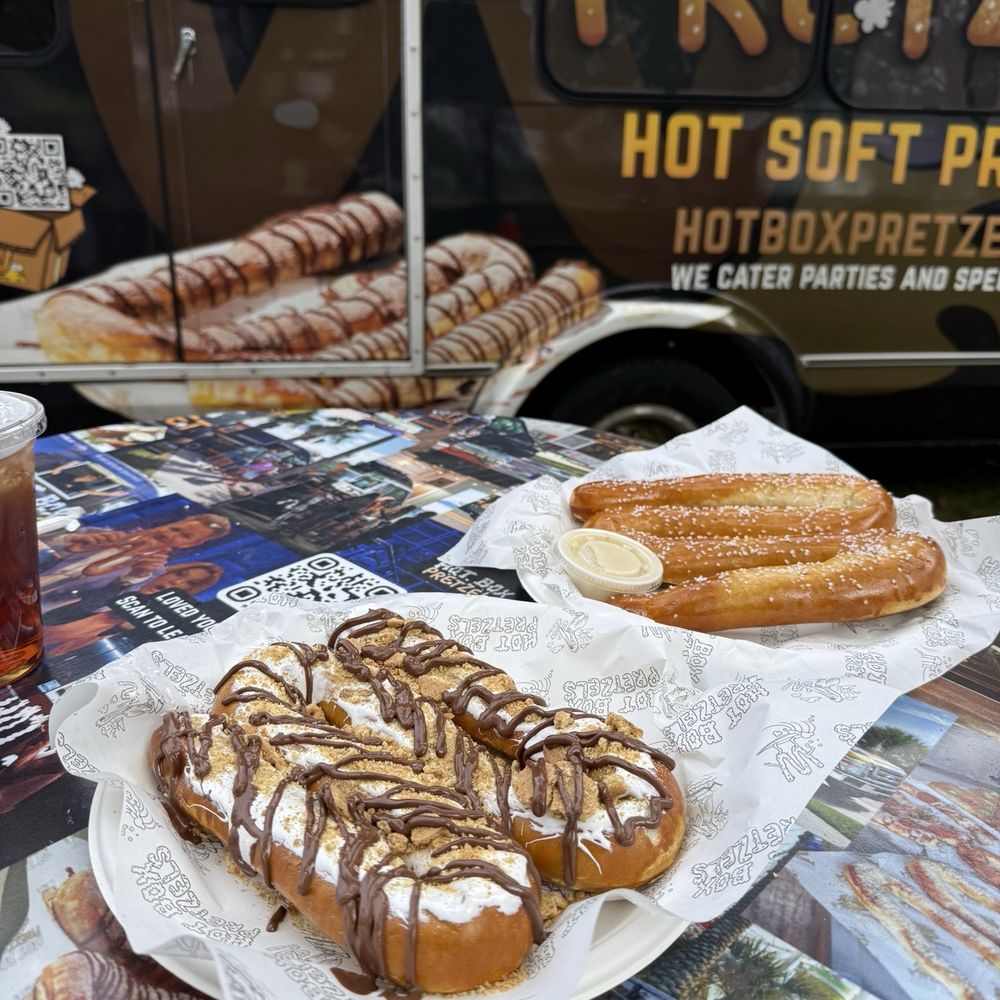 Hot Box Pretzels - Smores & regular pretzel - Food Trucks Near Me Hot Box Pretzels - Smores & regular pretzel - Food Trucks Near Me