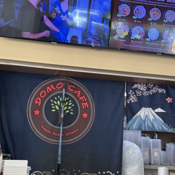 Domo Cafe Kahala - Sushi Bars Near Me - Honolulu, Hawaii Domo Cafe Kahala - Sushi Bars Near Me - Honolulu, Hawaii