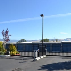 Mistletoe Road Self Storage