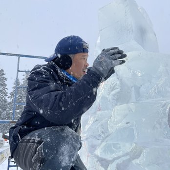 ALPINE SOCIAL - Comfort Food Near Me - Lake Louise, Alberta