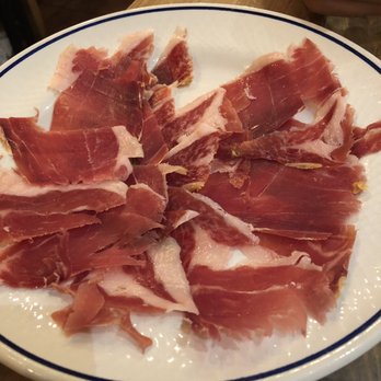 Miño - Seafood Near Me - Barcelona, B Miño - Seafood Near Me - Barcelona, B
