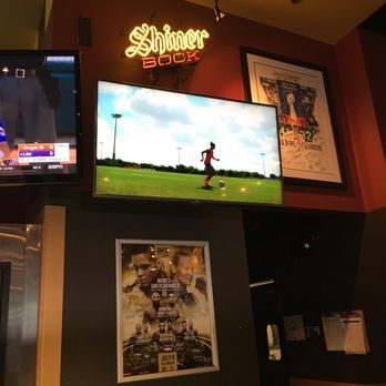 Buffalo Wild Wings - Chicken Wings Near Me - Watchung, New Jersey Buffalo Wild Wings - Chicken Wings Near Me - Watchung, New Jersey