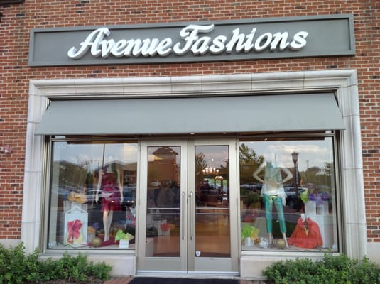 TOP 10 BEST Prom Dress Shops in Chicago, IL - Updated 2026 - Yelp