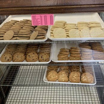 Bloedow Bakery - Bakeries Near Me - Winona, Minnesota Bloedow Bakery - Bakeries Near Me - Winona, Minnesota