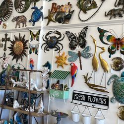 Wallflower Gift Shop - Garden wall decor, mermaid figurines!