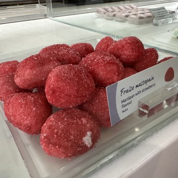 Leonidas Chocolates & Cafe - Chocolatiers & Shops Near Me - Mississauga, Ontario