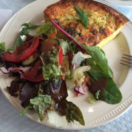 Smoked Salmon Quiche