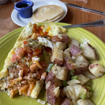 Window Box Cafe - California omelette - American Near Me - Rocklin, California
