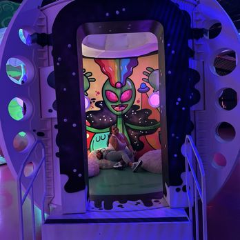 Seismique - Arts & Entertainment Near Me - Houston, Texas
