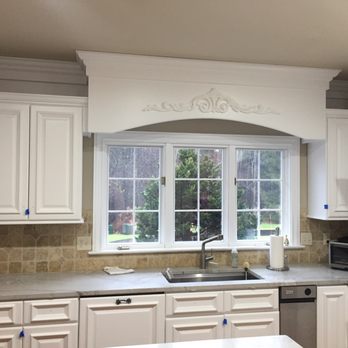 Vanish Point Enterprise - a clean kitchen with white cabinets - Refinishing Services Near Me Vanish Point Enterprise - a clean kitchen with white cabinets - Refinishing Services Near Me