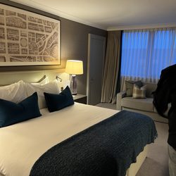 Intercontinental Edinburgh The George - Premium king room