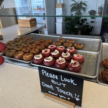 Twinkle Donuts - Donuts Near Me - The Colony, Texas