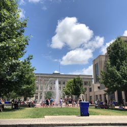 Robert Stephens Courthouse - July 4th festivities
