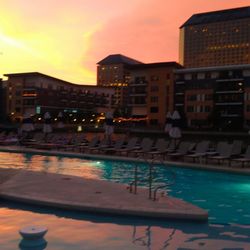 The Lakehouse Waterfront Lounge - Texas sunset