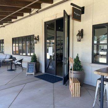Montagne Russe - Montagne Winery, Healdsberg, CA - September 19, 2024 - Wine Tasting Room Near Me - Petaluma, California