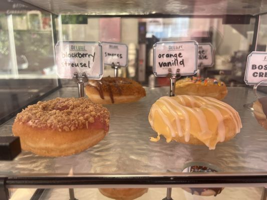 Dottie's Donuts by null