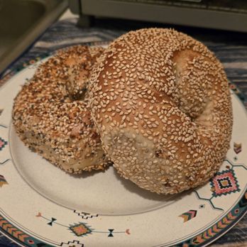 Bagel Pub - Bagels Near Me - New York, New York