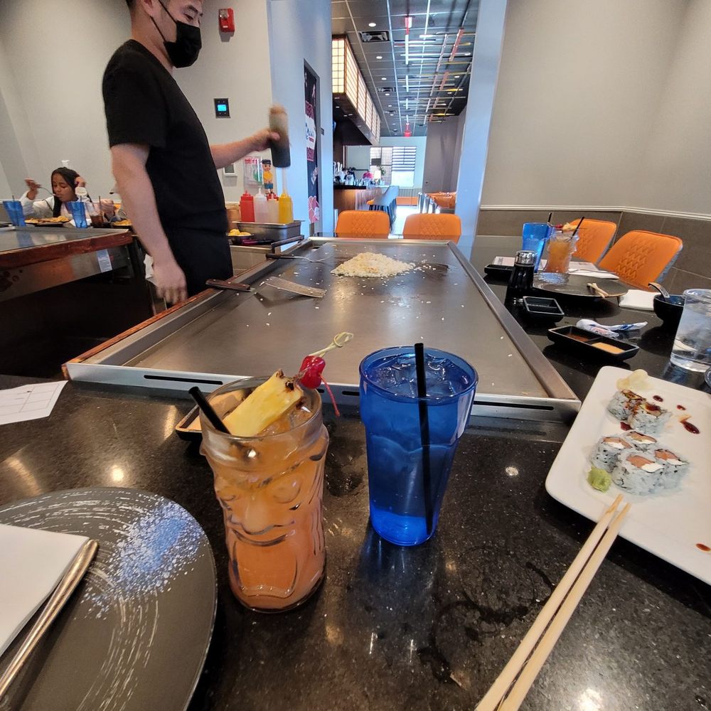 Mizu 21 - Our chef - Sushi Bars Near Me - Canton, Connecticut Mizu 21 - Our chef - Sushi Bars Near Me - Canton, Connecticut