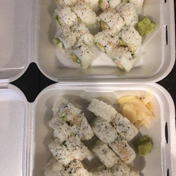 Momo Sushi - California Roll - Sushi Bars Near Me - Henderson, Nevada Momo Sushi - California Roll - Sushi Bars Near Me - Henderson, Nevada