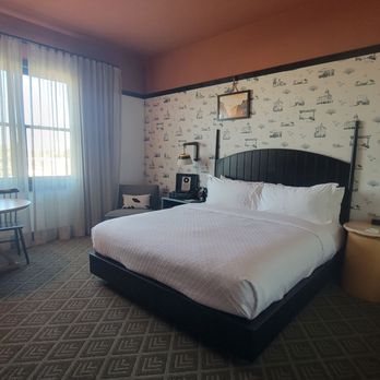El Capitan Hotel - Hotels Near Me - Merced, California