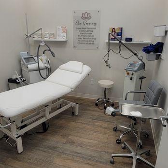 Bella Medspa - Our treatment room IPL, Co2, Coolsculpting - Medical Spas Near Me - Lemoyne, Pennsylvania