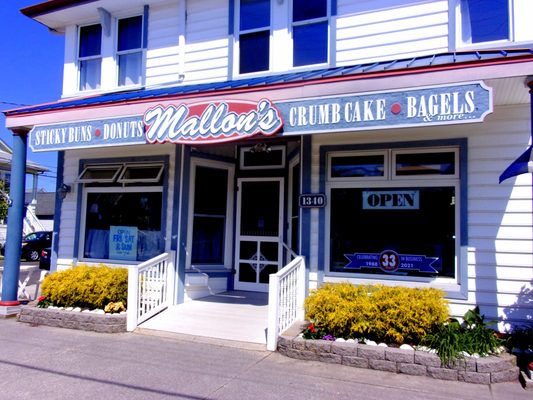 Mallon's Homemade Sticky Buns by null