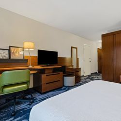 Fairfield by Marriott Inn & Suites Nashville MetroCenter - Guest Room