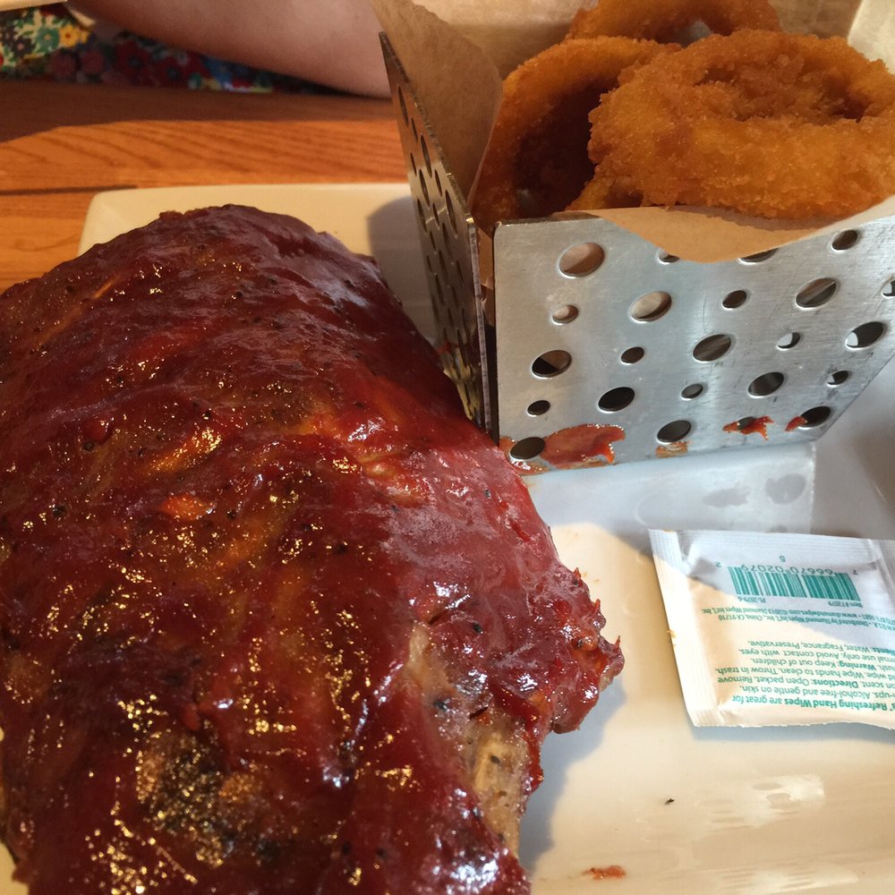 Chili's - The misses ribs. Good yes...filing, NO! - American Near Me - Pittsburgh, Pennsylvania Chili's - The misses ribs. Good yes...filing, NO! - American Near Me - Pittsburgh, Pennsylvania