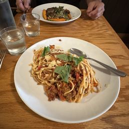 Elk Bolognese