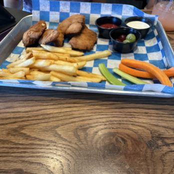 Barnwood - Manteca - Kids chicken tender - Barbeque Near Me - Manteca, California
