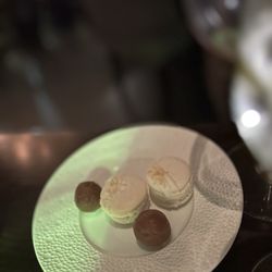 Deuxave - Compliments after dinner