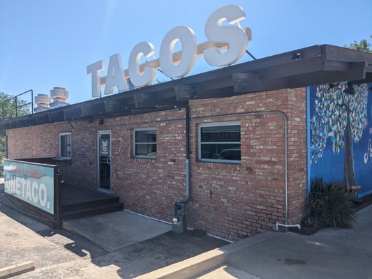 OneTaco Taqueria @ Burnet Rd by null