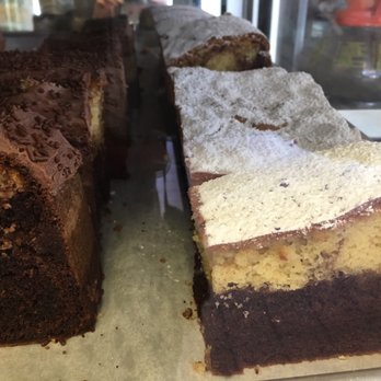 Panaderia La Azteca - Cakes - Bakeries Near Me - Waukegan, Illinois