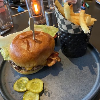 Fireside - Poconos - Bacon Cheeseburger. - Burgers Near Me - Pocono Township, Pennsylvania Fireside - Poconos - Bacon Cheeseburger. - Burgers Near Me - Pocono Township, Pennsylvania
