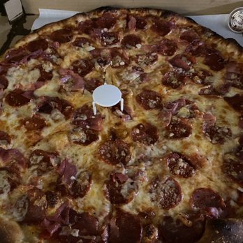 Proletariat Pizza - Pepperoni, 4 cheese, prosciutto, we'll done - Pizza Near Me - Seattle, Washington Proletariat Pizza - Pepperoni, 4 cheese, prosciutto, we'll done - Pizza Near Me - Seattle, Washington