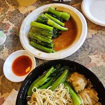 Hong Kong Noodle House - Our Sunday lunch w/ $9 Fresh Veg w/ Oyster Sauce. Glad to return after some time - missed these dishes. Cravings filled. - Cantonese Near Me - Honolulu, Hawaii Hong Kong Noodle House - Our Sunday lunch w/ $9 Fresh Veg w/ Oyster Sauce. Glad to return after some time - missed these dishes. Cravings filled. - Cantonese Near Me - Honolulu, Hawaii