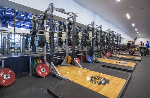 EōS Fitness by null