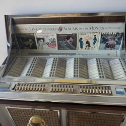 Seven Angel's Theatre - Old juke book in the lounge. Are the records in there?